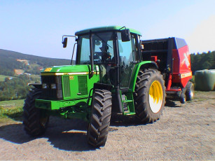 Картинка техника тракторы