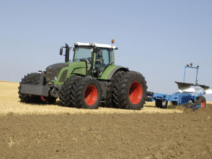 Картинка техника тракторы