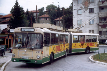 Картинка автомобили автобусы