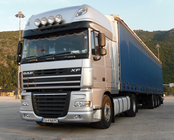 Обои картинки фото daf, автомобили, нидерланды, автобусы, шасси, седельные, тягачи, trucks, nv