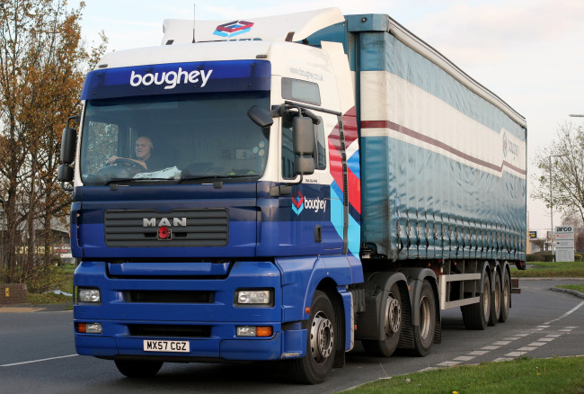 Обои картинки фото man, автомобили, автобусы, se, грузовые, двигатели, германия