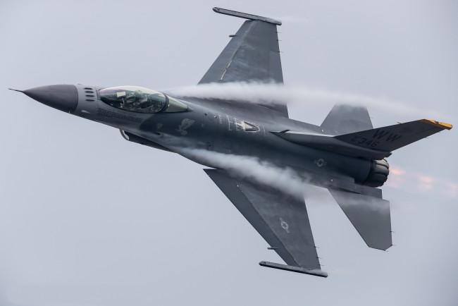 Обои картинки фото авиация, боевые самолёты, ввс