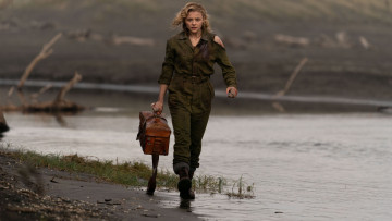 Картинка shadow+in+the+cloud+ +2021+ кино+фильмы -unknown+ другое воздушный бой кадры из фильма новая зеландия сша хлоя грейс морец