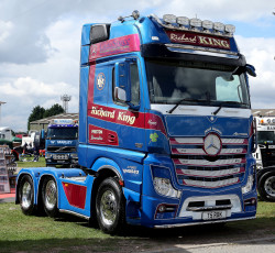 Картинка mercedes автомобили mercedes+trucks германия подразделение daimler ag легковые грузовики автобусы двигатели mercedes-benz