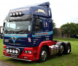 Картинка автомобили грузовики тягач грузовик тяжелый