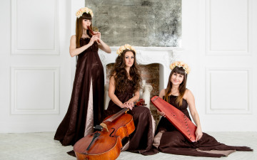 обоя девушки-музыканты dolls, музыка, violin group dolls, музыканты, девушки, феи, violin, group, dolls, трио, виолончель, флейта, арфа, гусли