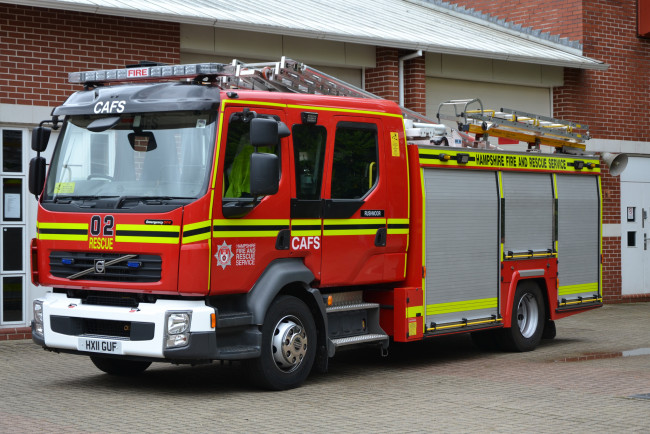 Обои картинки фото автомобили, пожарные машины, автомобиль, пожарный, спецтехника