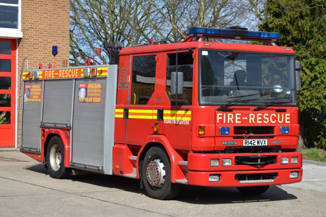 Обои картинки фото автомобили, пожарные машины, автомобиль, пожарный, спецтехника