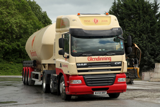 Обои картинки фото daf, автомобили, тягачи, нидерланды, nv, trucks, седельные, автобусы, шасси