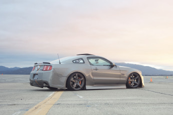 обоя автомобили, mustang