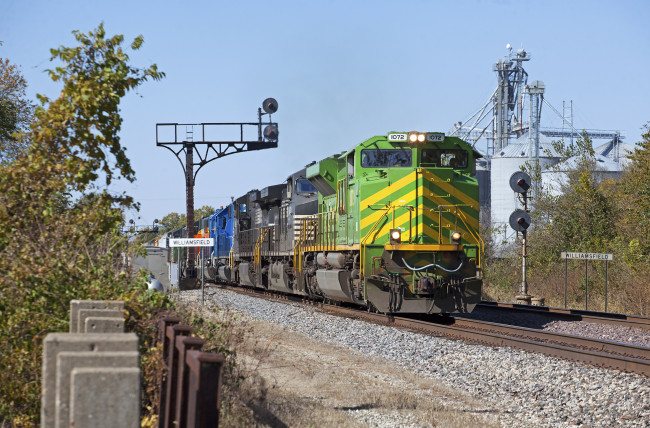 Обои картинки фото техника, поезда, рельсы, состав, локомотив