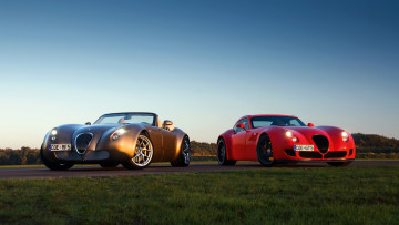 Картинка wiesmann+roadster+mf5+2011+and+wiesmann+gt-mf5+2011 автомобили wiesmann 2011 gt-mf5 and mf5 roadster