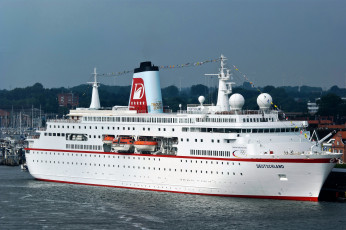 Картинка deutschland корабли лайнеры круиз лайнер