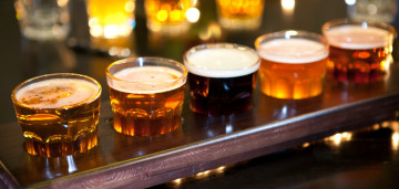 Картинка еда напитки +пиво ассорти пиво бокалы