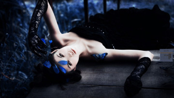 Картинка календари девушки перчатки бабочка взгляд 2018