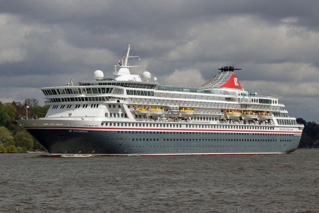 Обои картинки фото balmoral, корабли, лайнеры, круиз, лайнер