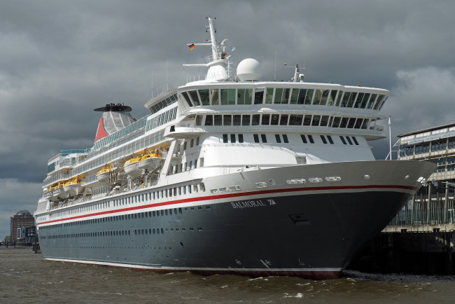 Обои картинки фото balmoral, корабли, лайнеры, круиз, лайнер