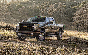 Картинка 2020+chevrolet+silverado+2500hd автомобили chevrolet 2020 general motors шевроле внедорожник пикап черный природа silverado 2500hd вид спереди американские экстерьер новый