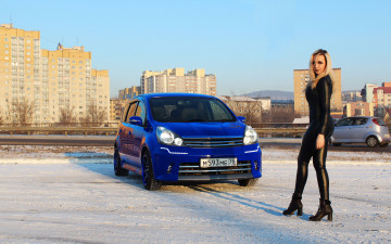 обоя автомобили, -авто с девушками, nissan, note, intigriti