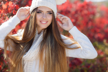 Картинка девушки -+лица +портреты улыбка портрет свитер шапочка