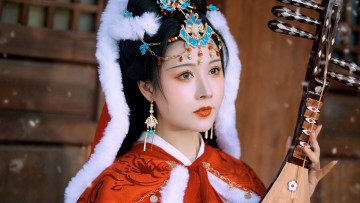 Картинка девушки -+азиатки азиатка музыкальный инструмент