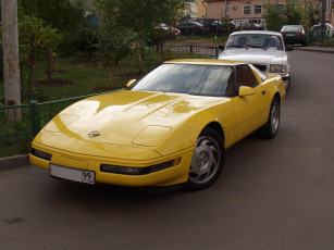 Картинка corvette c4 1983 автомобили выставки уличные фото