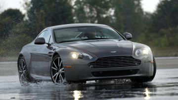 Картинка aston martin v8 vantage автомобили великобритания элитные