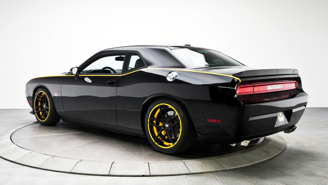 Обои картинки фото dodge, challenger, автомобили, chrysler, group, llc, сша