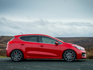 обоя автомобили, kia, ceed, gt, uk-spec, 2013, красный