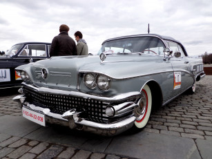 Картинка автомобили выставки+и+уличные+фото серый buick