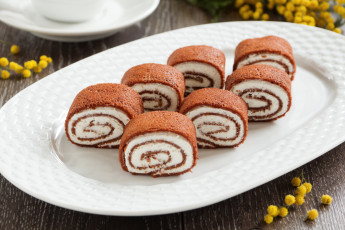 Картинка еда пирожные +кексы +печенье рулет