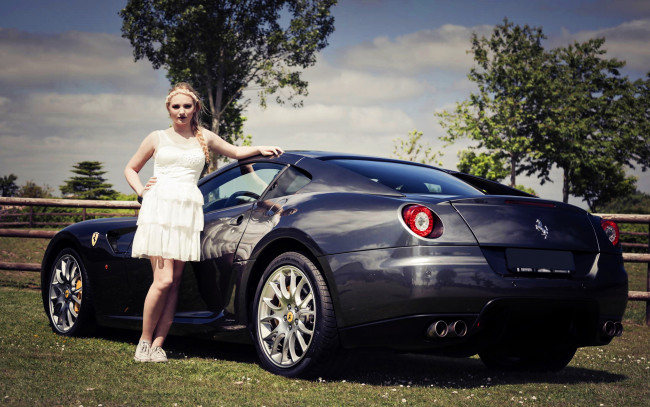 Обои картинки фото автомобили, авто с девушками, ferrari