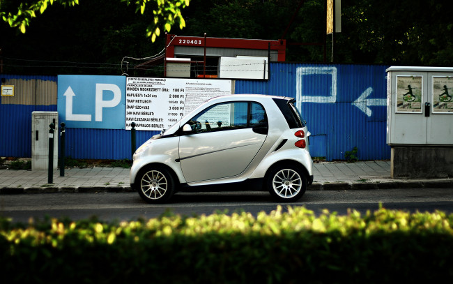 Обои картинки фото автомобили, smart, белый