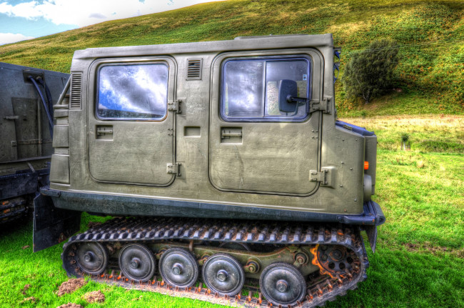 Обои картинки фото hugglund, техника, другое, вездеход, гусеничный
