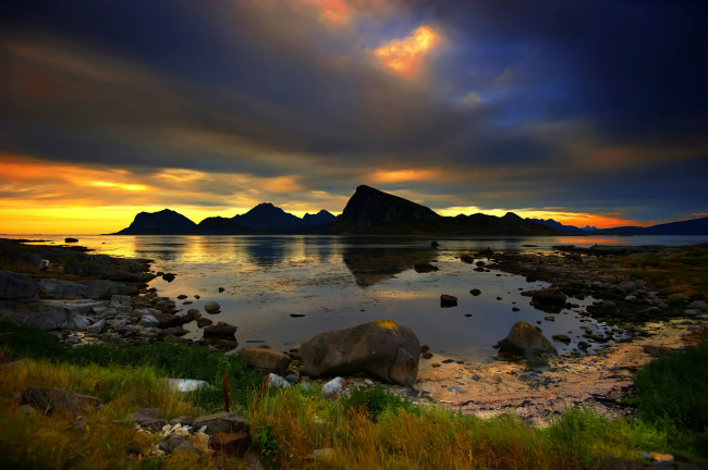 Обои картинки фото природа, побережье, море, скалы, спокойствие, лето