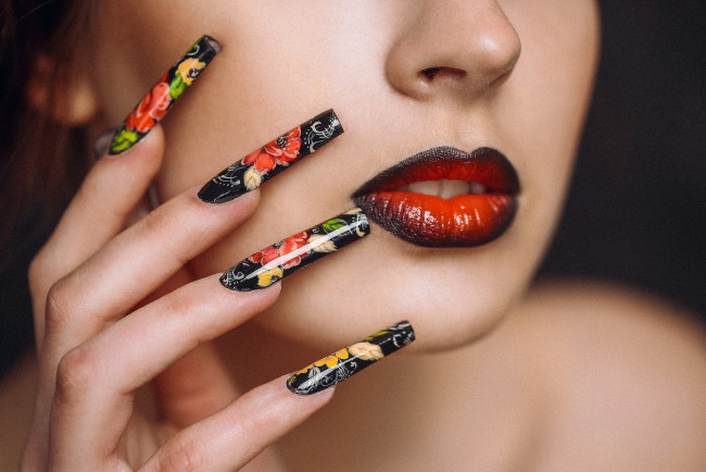 Обои картинки фото разное, руки, маникюр