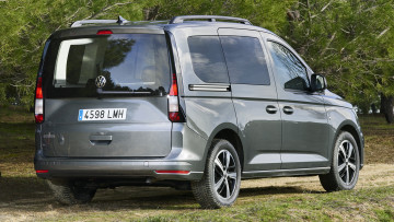 обоя volkswagen caddy outdoor 2021, автомобили, volkswagen, caddy, outdoor, 2021