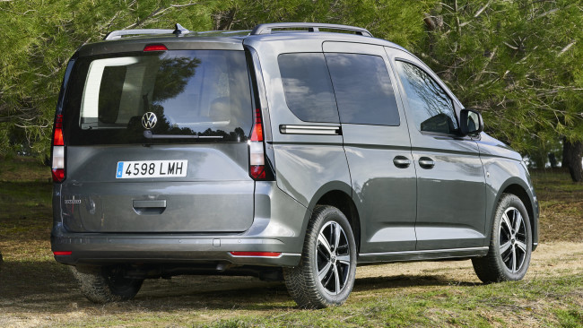 Обои картинки фото volkswagen caddy outdoor 2021, автомобили, volkswagen, caddy, outdoor, 2021