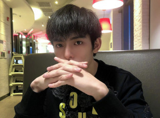 Картинка мужчины wang+hao+xuan ван хао сюань