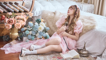 Картинка девушка+-+girl девушки -+азиатки девушка женщина шатенка темноволосая сексуальная модель звезда позирует разная обувь верхняя стильная одежда нижнее эротическое бельё трусы лифчик колготки чулки аксессуары макияж и множество элементов на фотографии