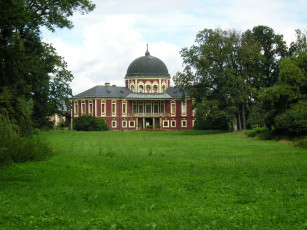 Картинка города дворцы замки крепости лужайка замок деревья