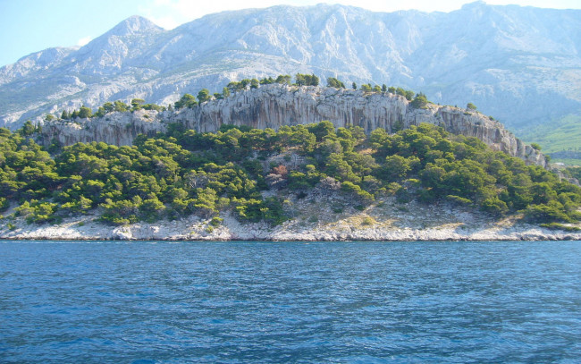 Обои картинки фото природа, побережье, деревья, горы