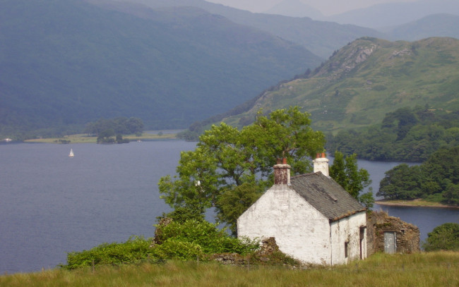 Обои картинки фото разное, сооружения, постройки, горы, озеро, дом