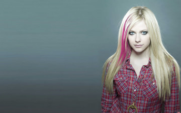 Картинка музыка avril lavigne рубашка