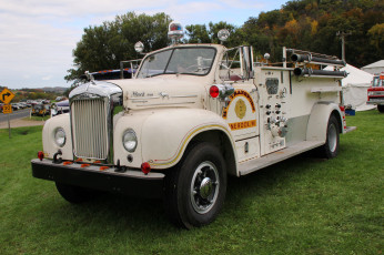 Картинка mack+fire+truck+model+b-85 автомобили пожарные+машины автомобиль пожарный спецтехника