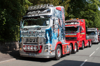 Картинка volvo автомобили volvo+trucks+ выставка улица aktiebolaget грузовые швеция легковые