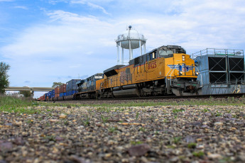 Картинка техника поезда рельсы состав локомотив