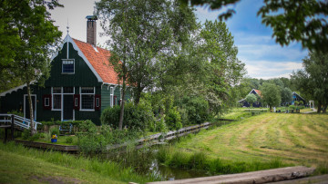 Картинка города -+здания +дома дом загородный