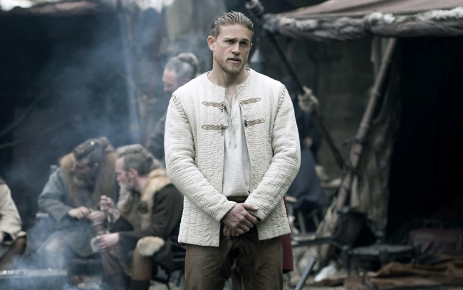 Обои картинки фото кино фильмы, king arthur,  legend of the sword, charlie, hunnam