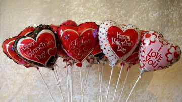 Картинка праздничные шары шарики сердечки
